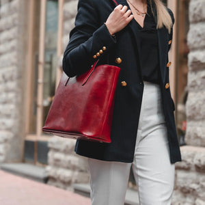 The Classic Leather Tote Bag