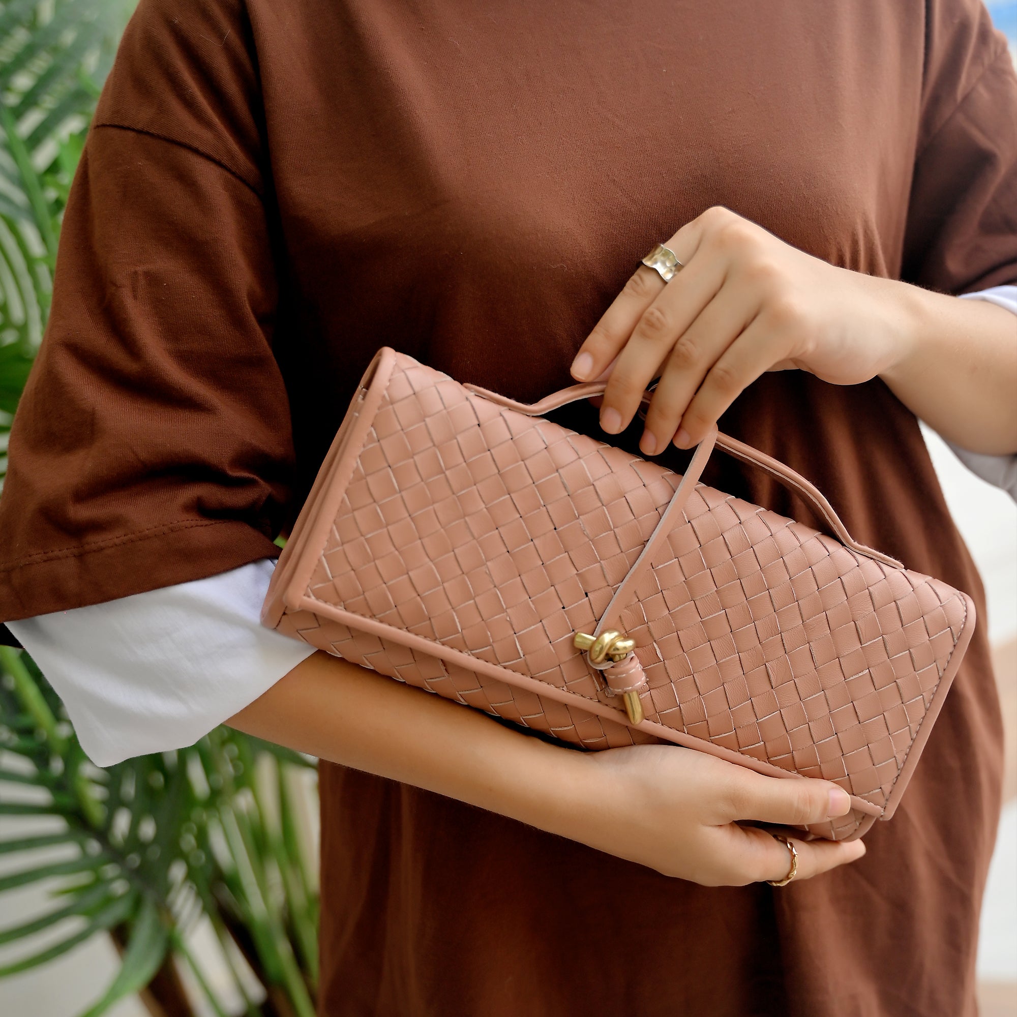 The Knot Handwoven Clutch