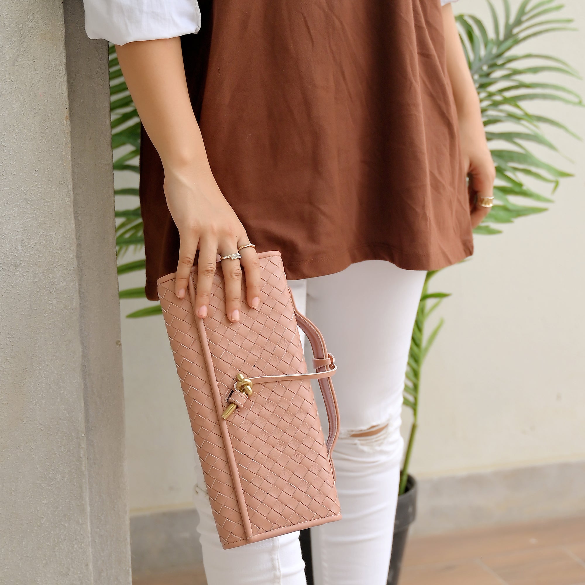 The Knot Handwoven Clutch