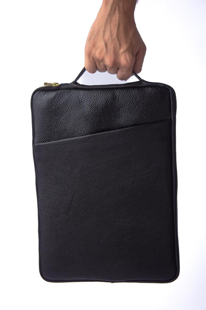 The Sleek Leather Laptop Macbook Zippered Sleeves