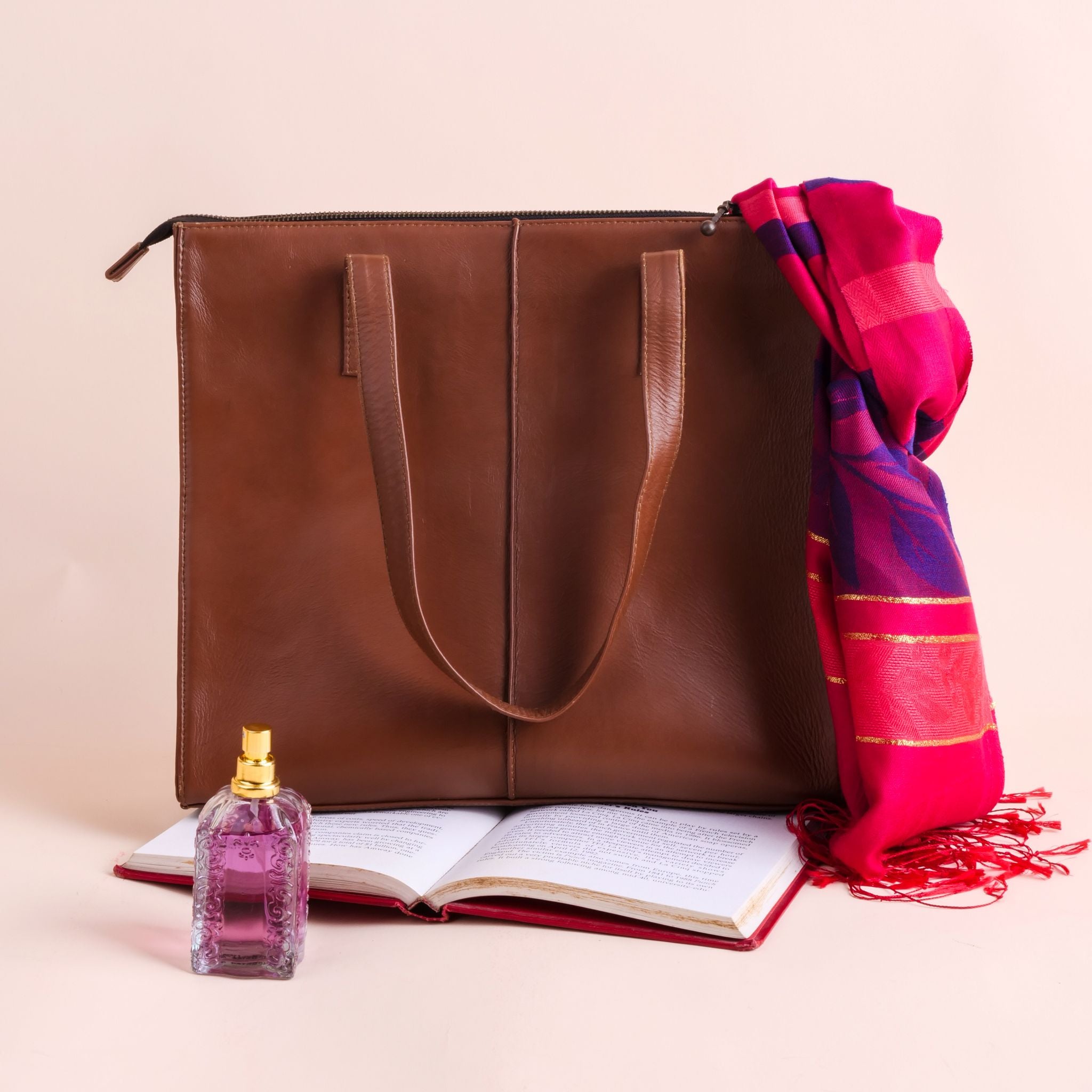 Everyday Women's Leather  Zipper Tote Bag-Tan Brown