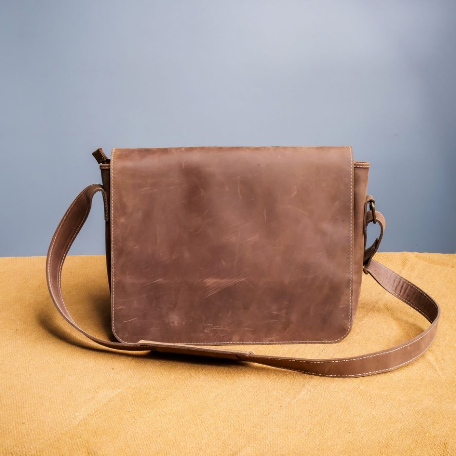 Jild Classic Satchel Vintage Leather Messenger Bag (Vintage Brown)