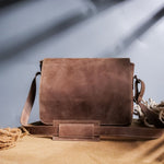 Load image into Gallery viewer, Jild Classic Satchel Vintage Leather Messenger Bag (Vintage Brown)
